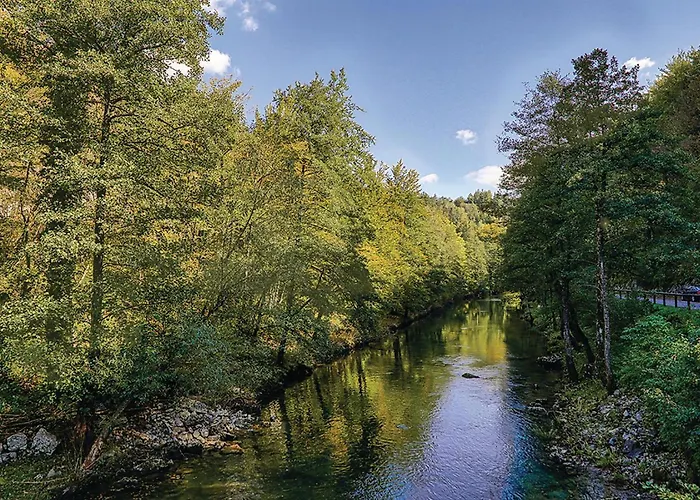 2 Bedroom Stunning Home In Lukovdol